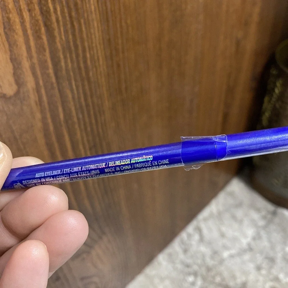 L.A. Colors Auto Eyeliner Blue .011oz New (Read) eye‎ liner pencil